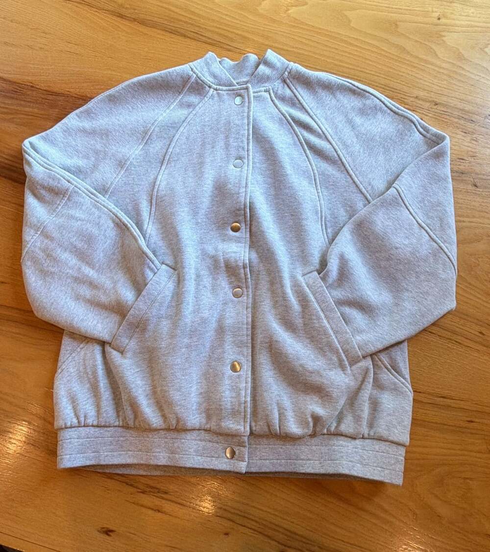 Lululemon Bomber Jacket Size XS/S Gray Snap Button Fleece